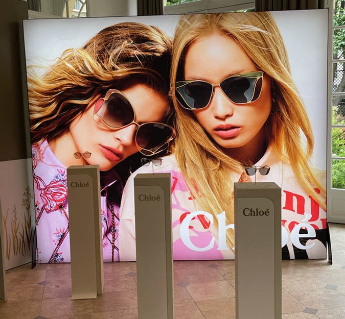 Cadre lumineux pour le retail